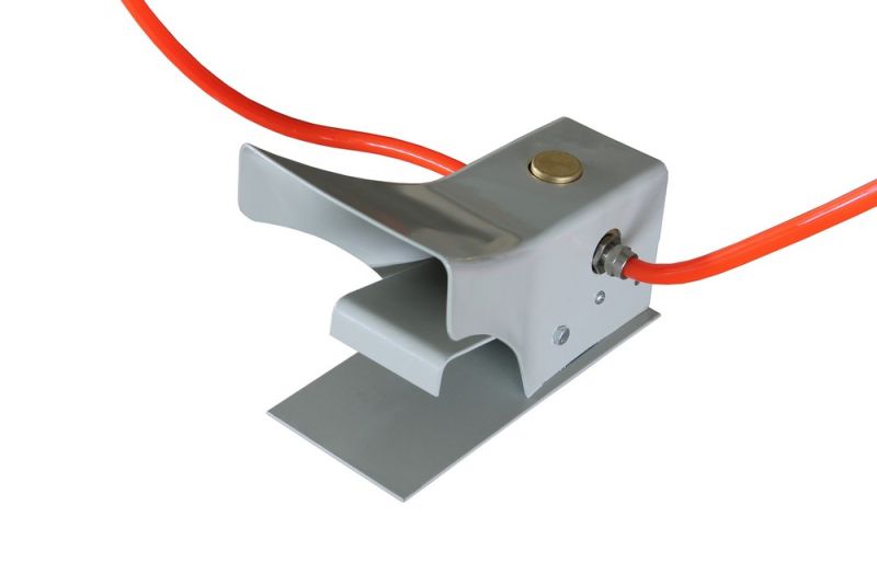 Sandstrahlkabine 1200 L – 230 V mit Fußpedal & Absaugung